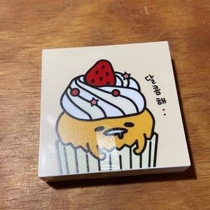 Holika Holika Gudetama Red Velvet Eyeshadow Quad